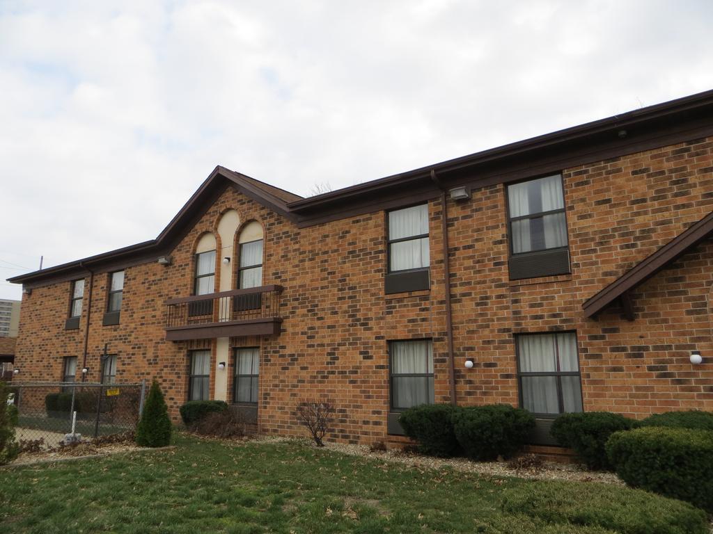 Homestyle Inn And Suites Springfield Exterior foto